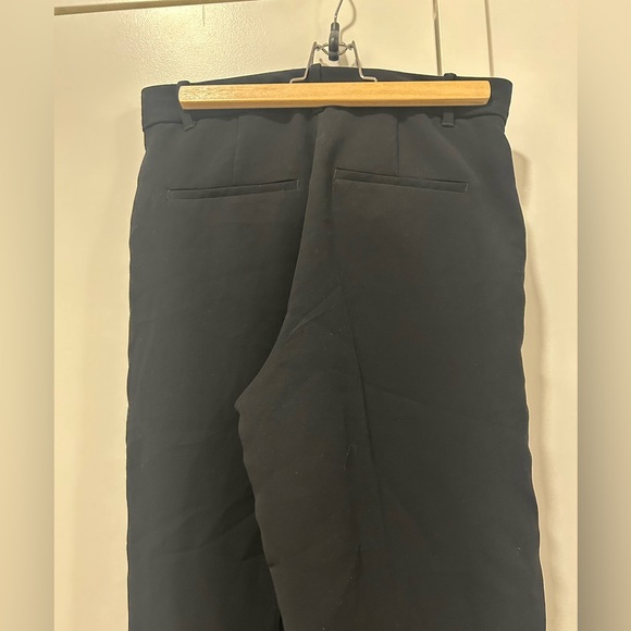 Black pants - Picture 8 of 10